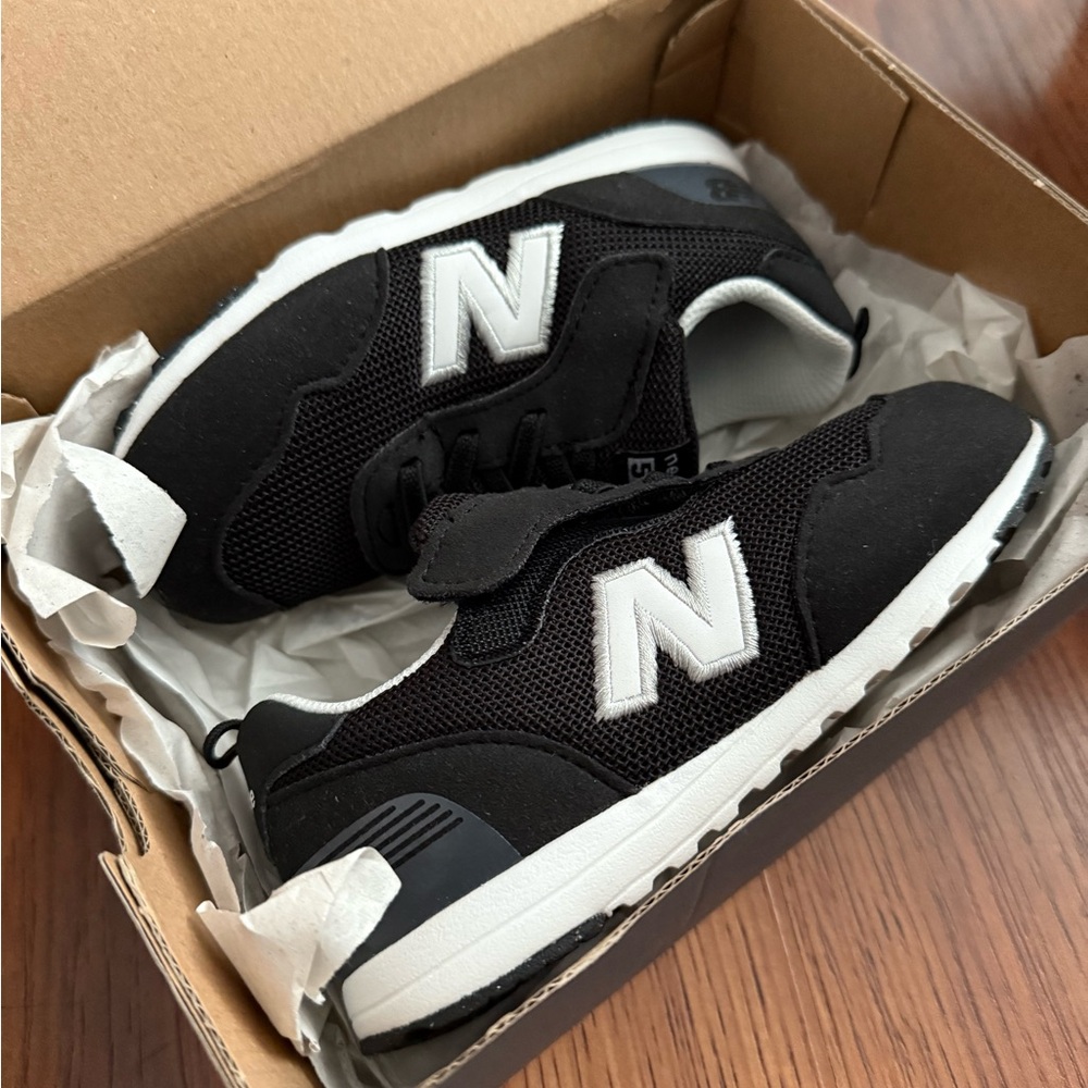 New Balance Kids Black and White Sneakers
